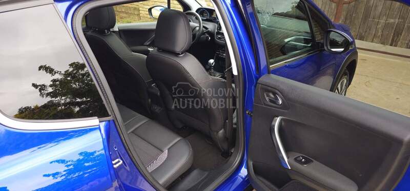 Peugeot 2008 1.2 BEN ALLURE