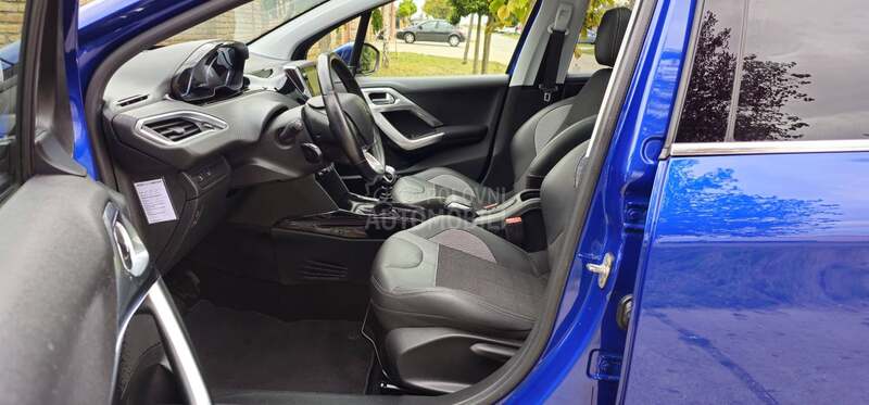 Peugeot 2008 1.2 BEN ALLURE