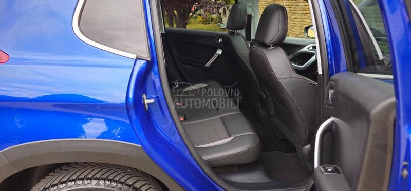 Peugeot 2008 1.2 BEN ALLURE Peugeot 2008 1.2 BEN ALLURE