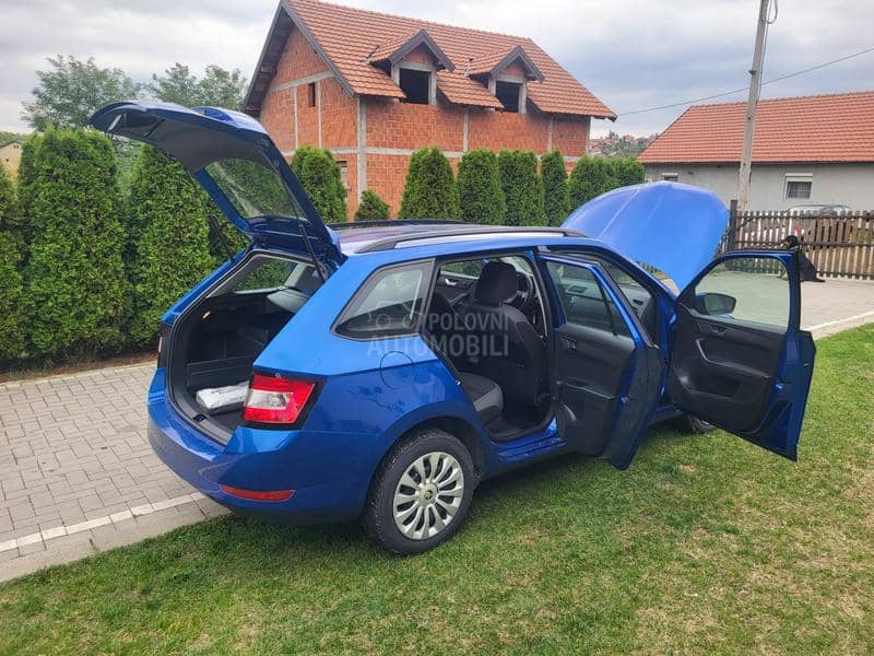 Škoda Fabia Fabia. 1.0. TSI