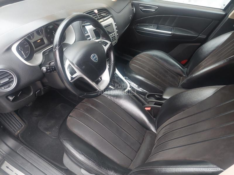 Lancia Delta 2.0 JTD