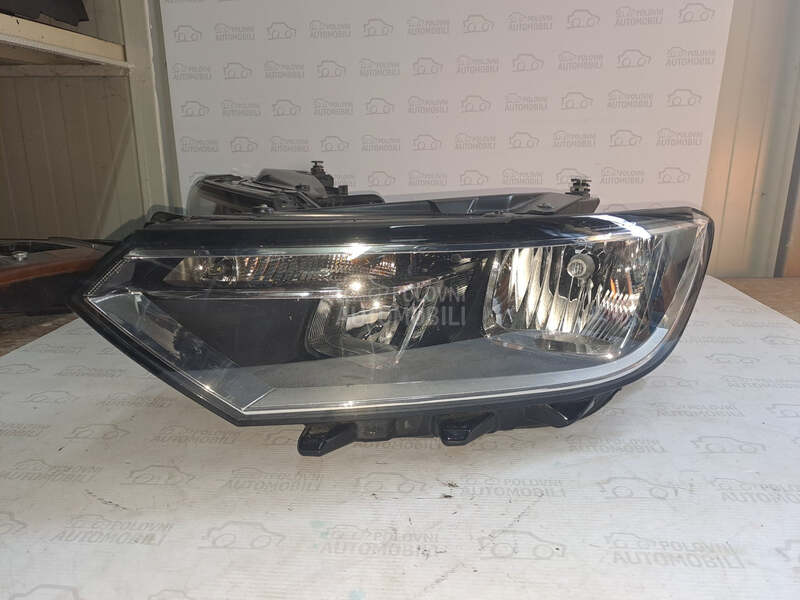 PASSAT B8 LEVI HALOGEN FAR
