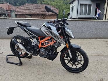 KTM Duke 125