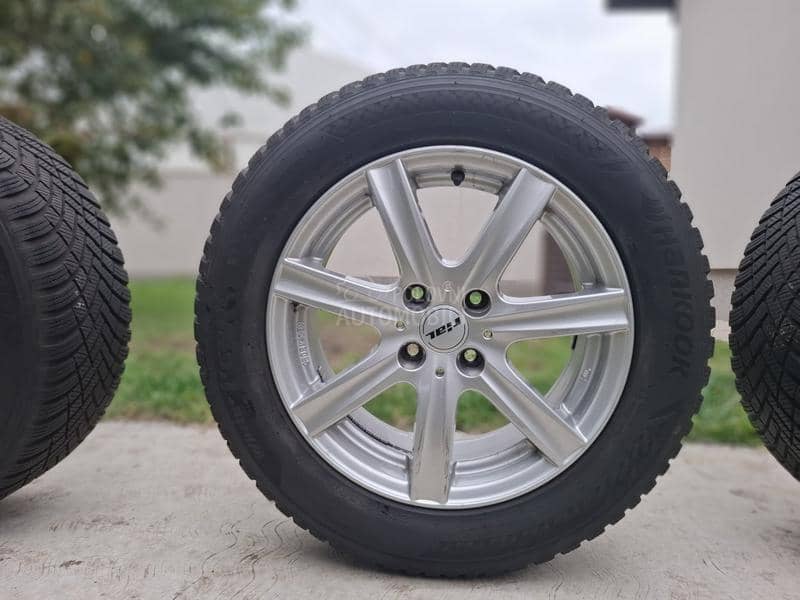 Hankook 225/55 R16 Zimska