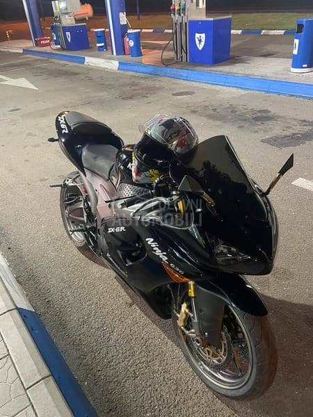 Kawasaki zx6r