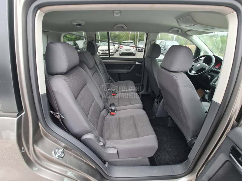 Volkswagen Touran 1.9TDI N E M A C K A