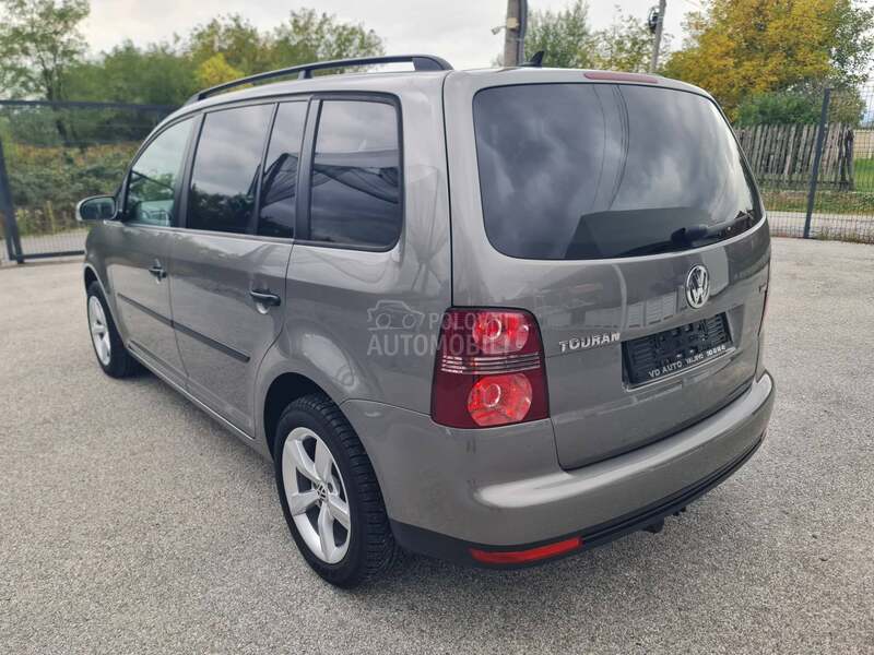 Volkswagen Touran 1.9TDI N E M A C K A