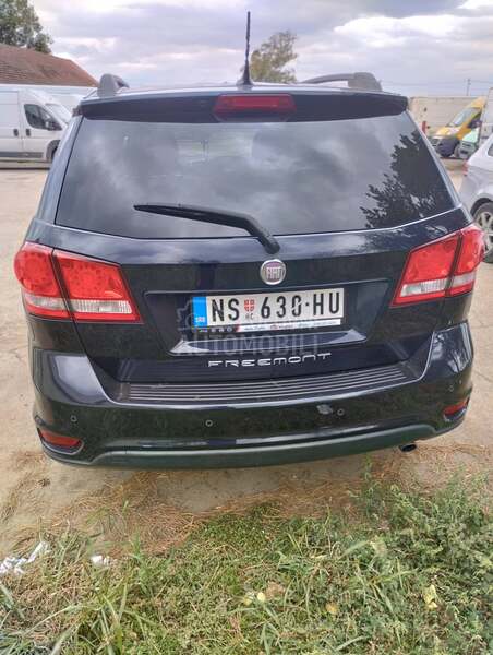 Fiat Freemont 