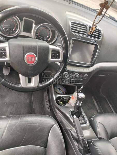 Fiat Freemont 