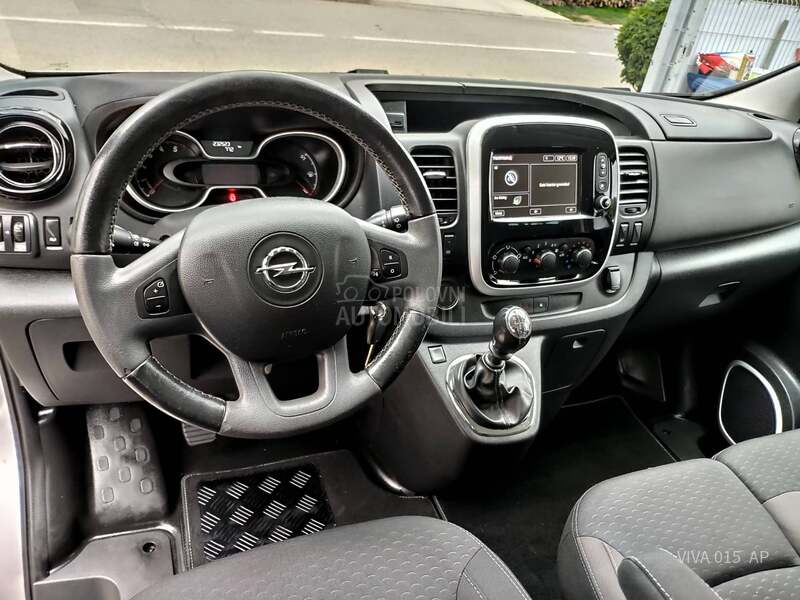Opel Vivaro LONG 125KS PUTNICKI