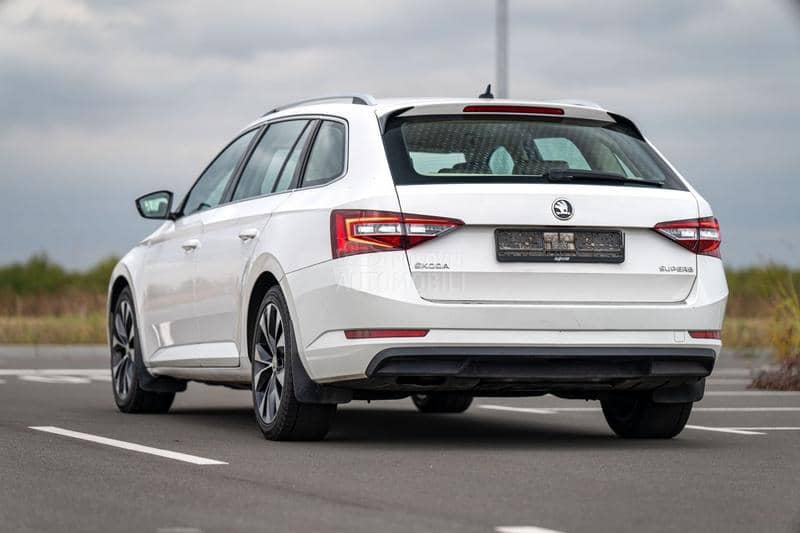 Škoda Superb 1.6TDI/DSG/AMBIENT Škoda Superb 1.6TDI/DSG/AMBIENT