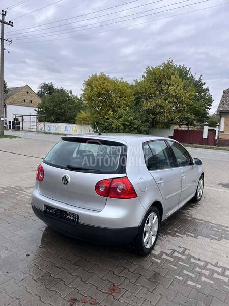 Volkswagen Golf 5 