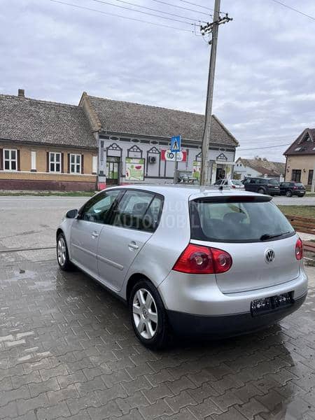 Volkswagen Golf 5 