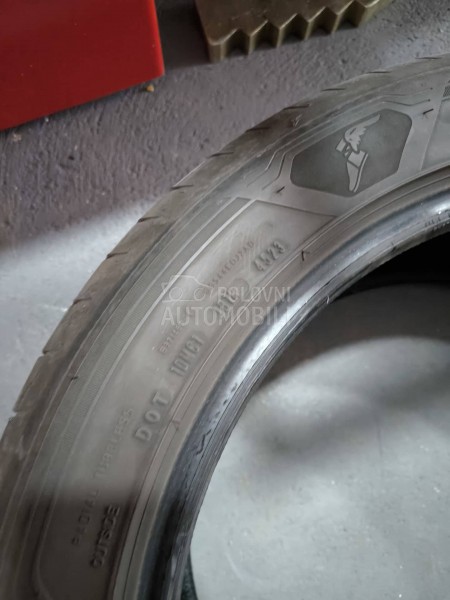 Continental 295/40 R19 Letnja