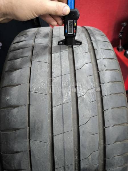 Continental 295/40 R19 Letnja