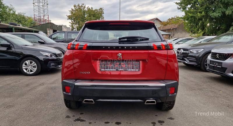 Peugeot 2008 1.2 buss avtomatic