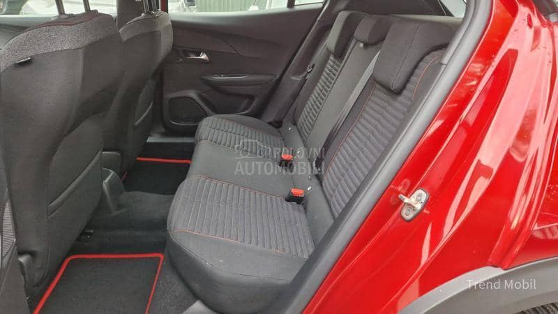 Peugeot 2008 1.2 buss avtomatic