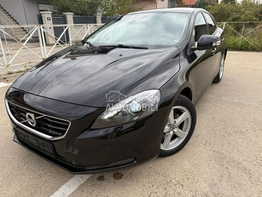 Volvo V40 2.0D4/PAN0RAMA/FUL