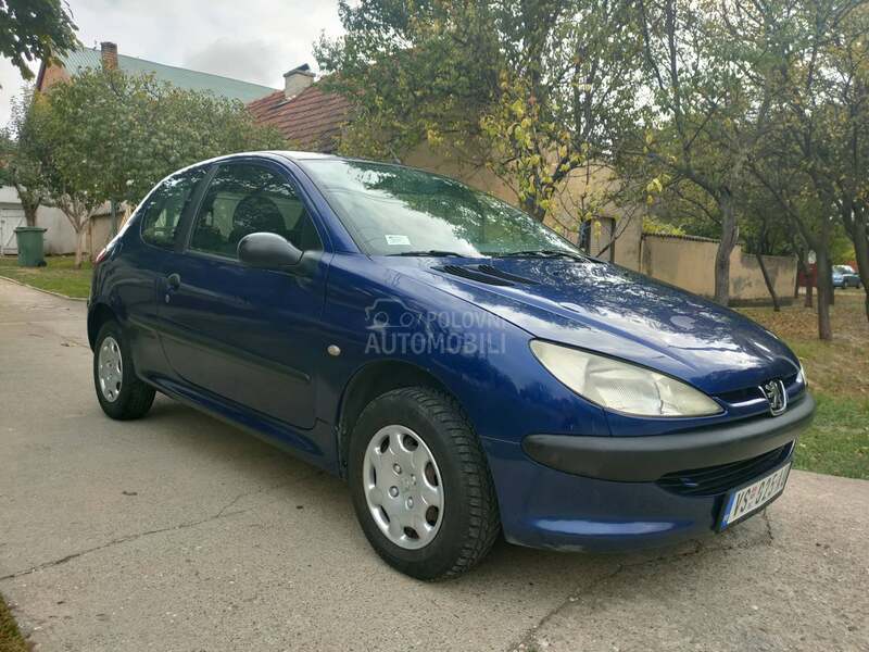 Peugeot 206 1.1