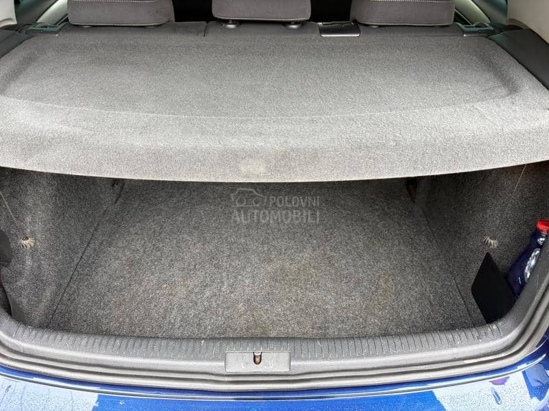 Volkswagen Golf 6 16T.D.I.  N.O.V.