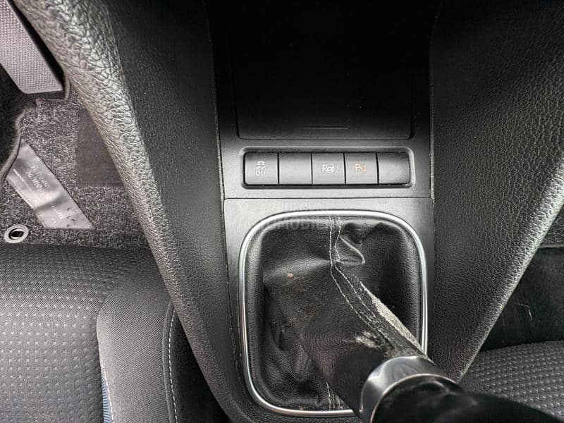 Volkswagen Golf 6 16T.D.I.  N.O.V.