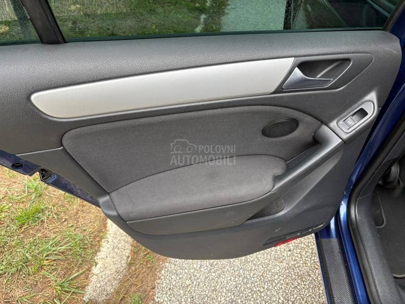 Volkswagen Golf 6 16T.D.I.  N.O.V.