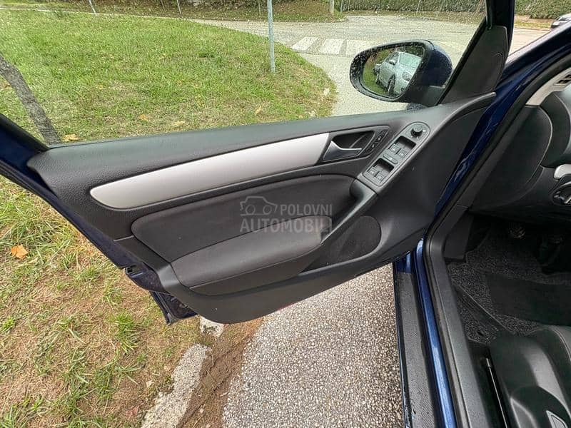 Volkswagen Golf 6 16T.D.I.  N.O.V.