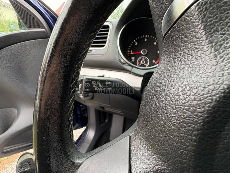 Volkswagen Golf 6 16T.D.I.  N.O.V.