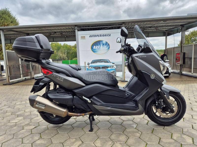 Yamaha XMAX