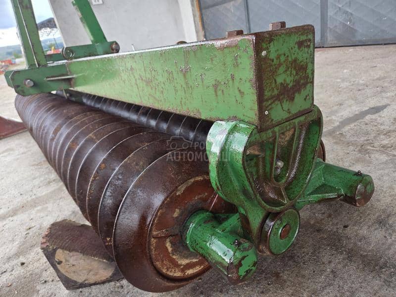 John Deere Kembridz 3 metra