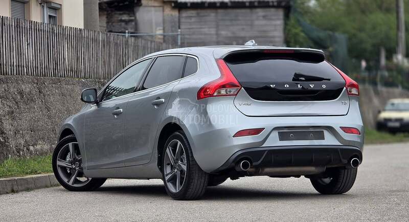 Volvo V40 2.0, T3, RDesign, CH