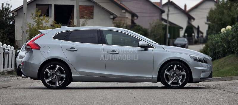 Volvo V40 2.0, T3, RDesign, CH