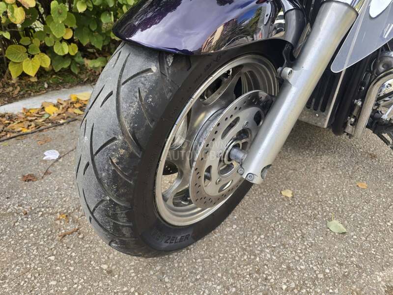 Kawasaki VN2000 VN 2000