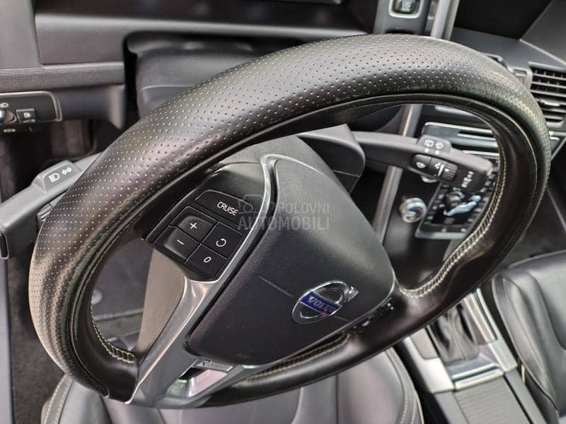 Volvo XC60 D3 R-Design