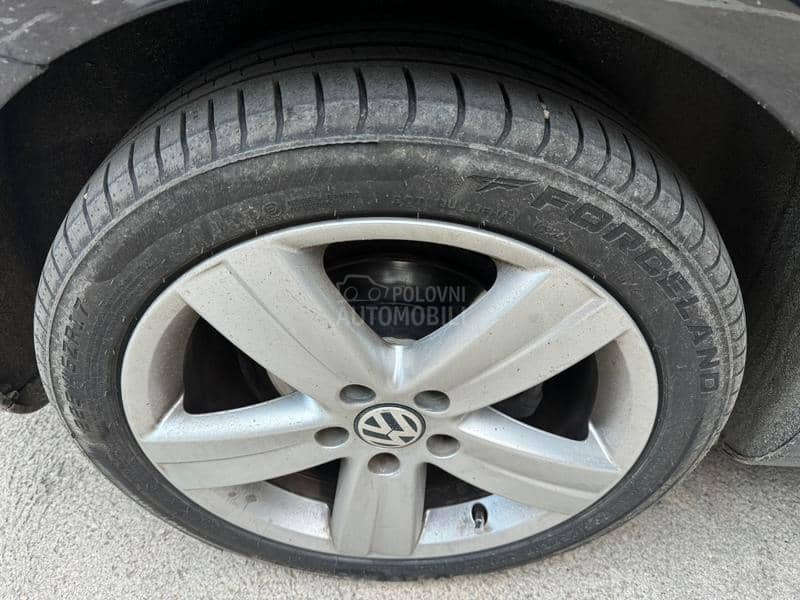 Volkswagen Touran 2.0 / HIGHLINE/