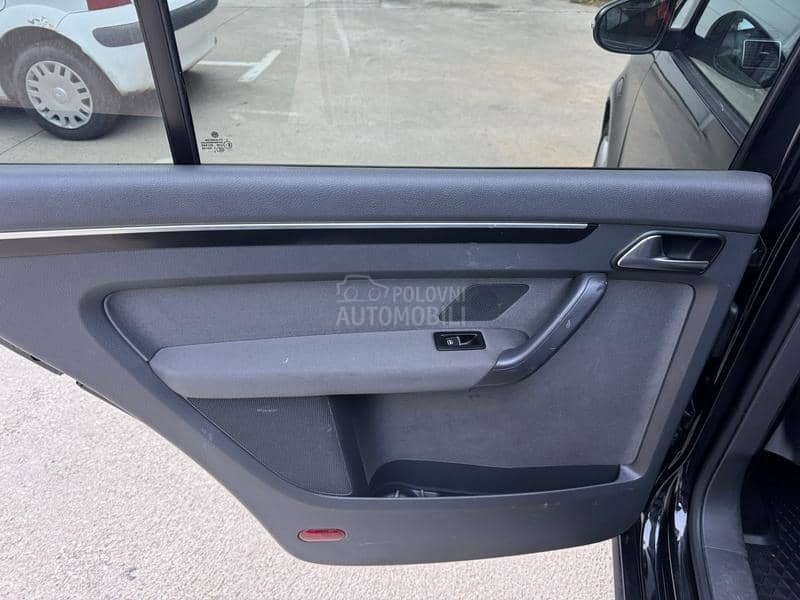 Volkswagen Touran 2.0 / HIGHLINE/