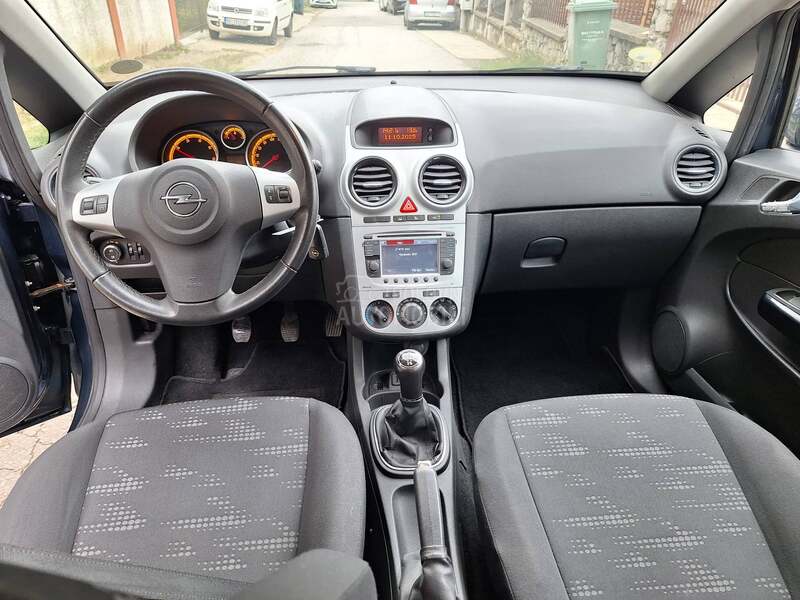 Opel Corsa D 1.3mjet