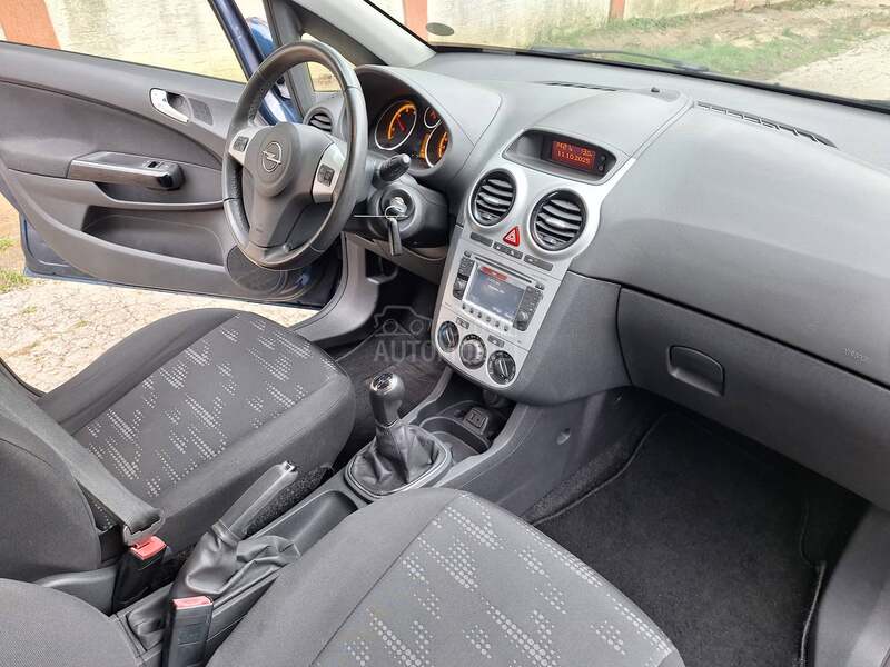 Opel Corsa D 1.3mjet