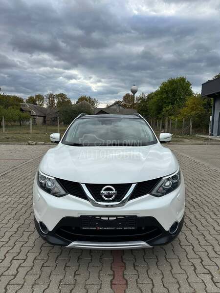 Nissan Qashqai TEKNA/4x4