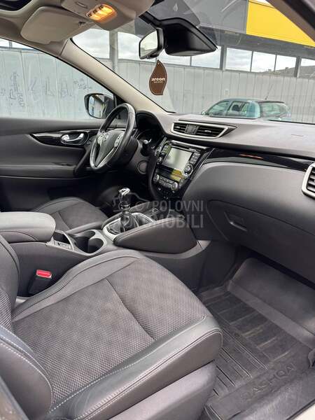 Nissan Qashqai TEKNA/4x4