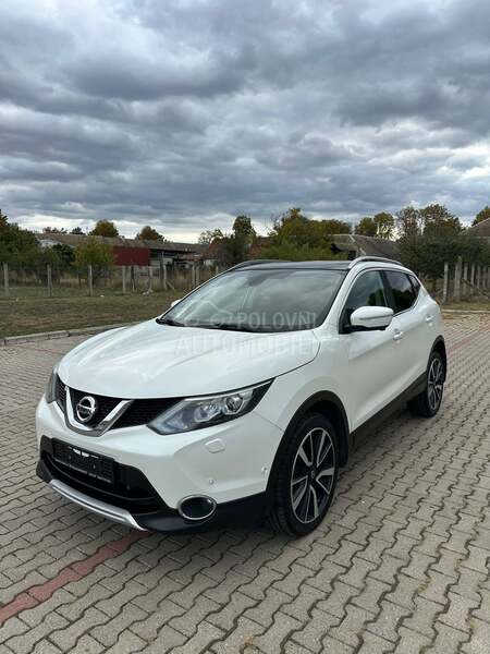 Nissan Qashqai TEKNA/4x4