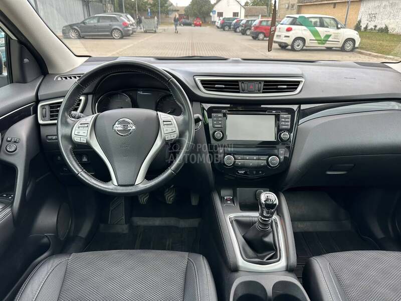 Nissan Qashqai TEKNA/4x4