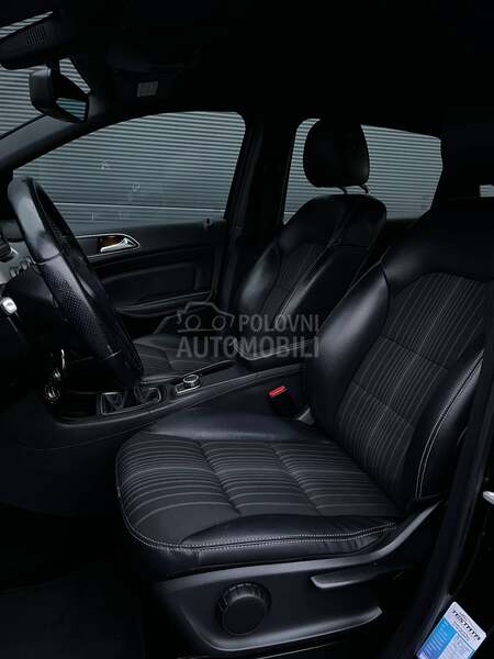 Mercedes Benz B 180 KOŽA/FUL/NAV