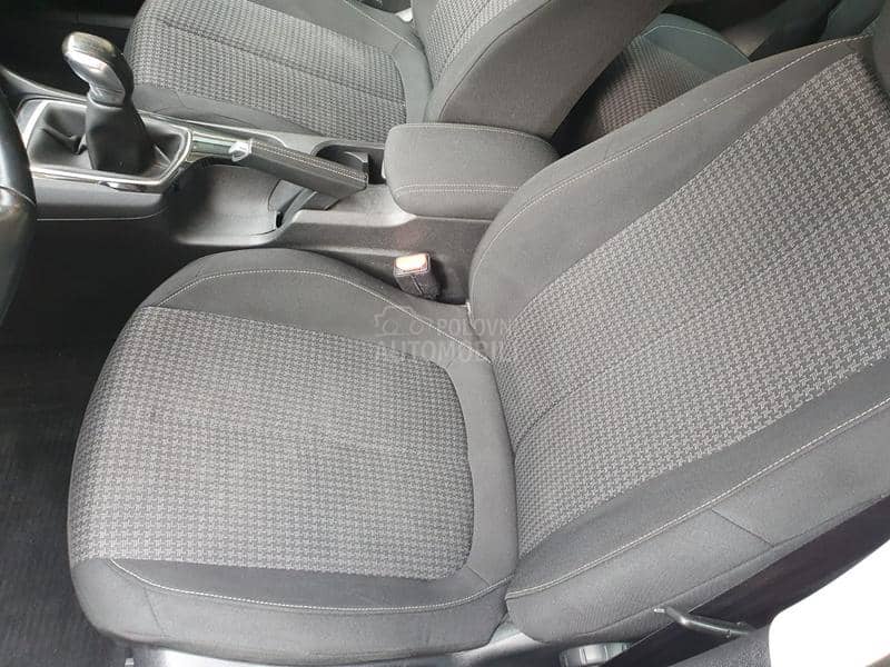 Peugeot 308 1.6 BLUEHDI