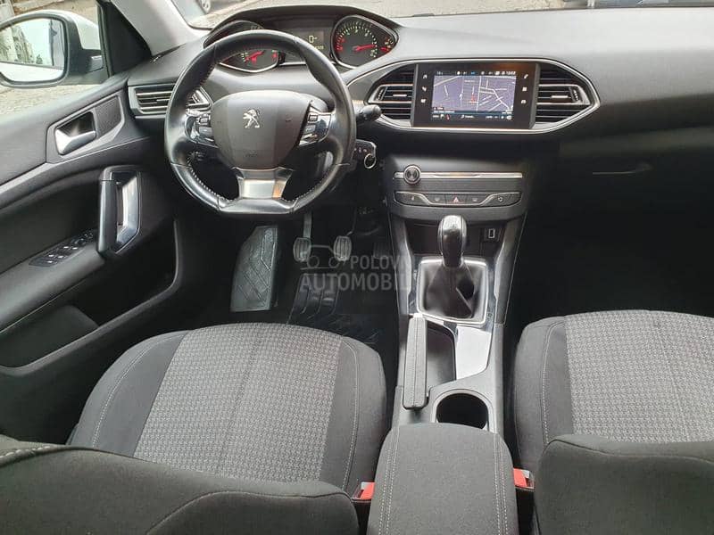 Peugeot 308 1.6 BLUEHDI