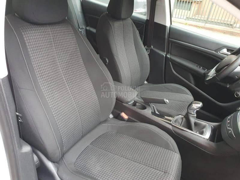 Peugeot 308 1.6 BLUEHDI