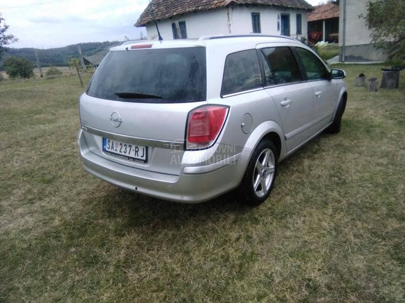 Opel Astra H 1.9CDTI