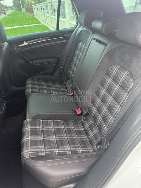 Volkswagen Golf 7 GTD DSG