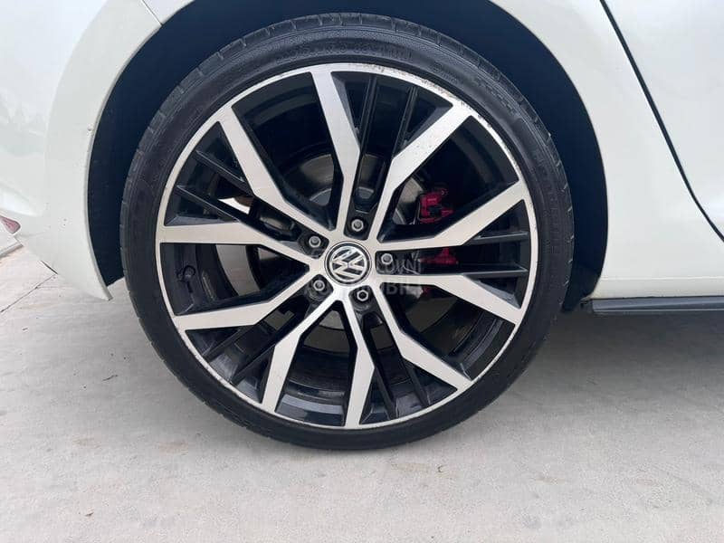Volkswagen Golf 7 GTD DSG