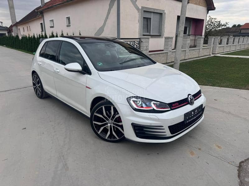 Volkswagen Golf 7 GTD DSG